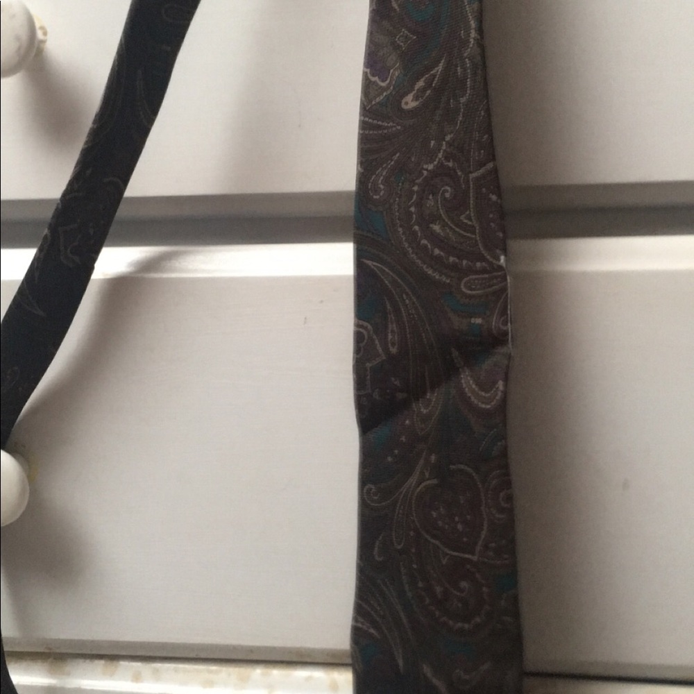 Oleg Cassini Mens Tie